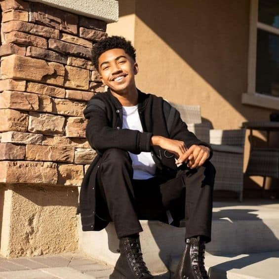 Miles Brown Height, Net Worth, Age & Bio (2024)