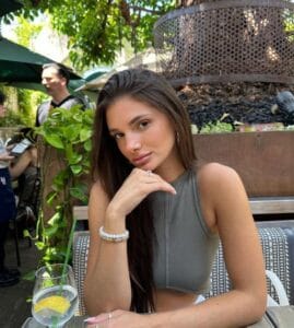 Alexis Griswold Bio, Age, Height, Net Worth, Wiki & More