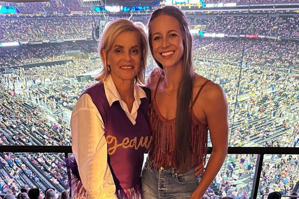 Kim Mulkey Height, Weight, Measurements, Bio & More